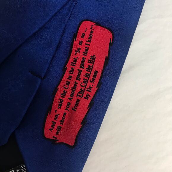 Dr. Seuss The Cat In The Hat Blue 100% Silk Christmas Mistletoe Necktie Tie - Picture 5 of 7